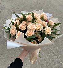 Букет Кремовые розы Латте в Поведниках