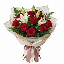 Букет цветов из:  Лилии и Розы в Поведниках