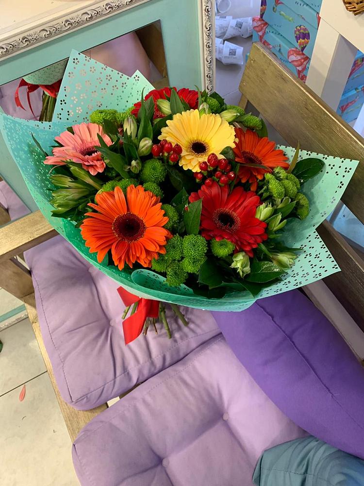 Букет цветов из: Герберы, Хризантемы и Альстромерии в Поведниках