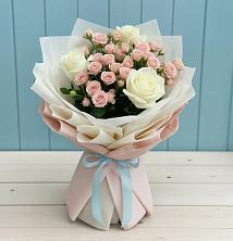 Букет цветов из:  Розы в Поведниках