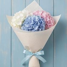 Букет цветов из:  Гортензия в Поведниках