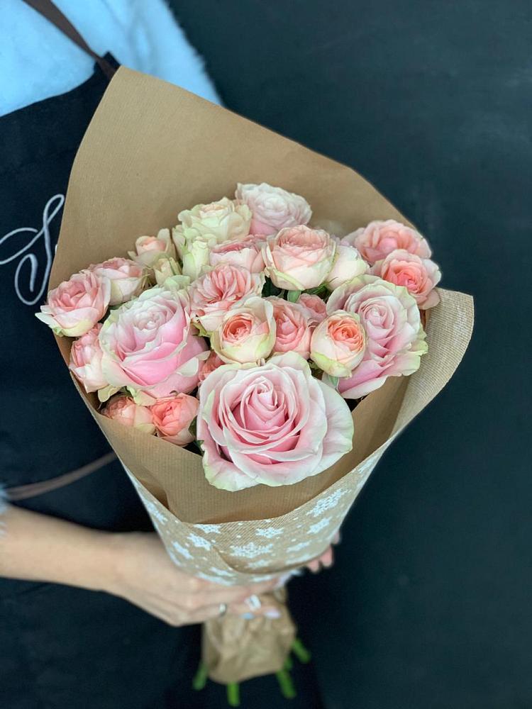 Букет цветов из: Хризантемы и Розы в Поведниках