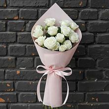 Букет цветов из:  Розы #REPLACE_PRED# Поведниках