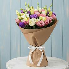Букет цветов из:  Лизиантусы в Поведниках